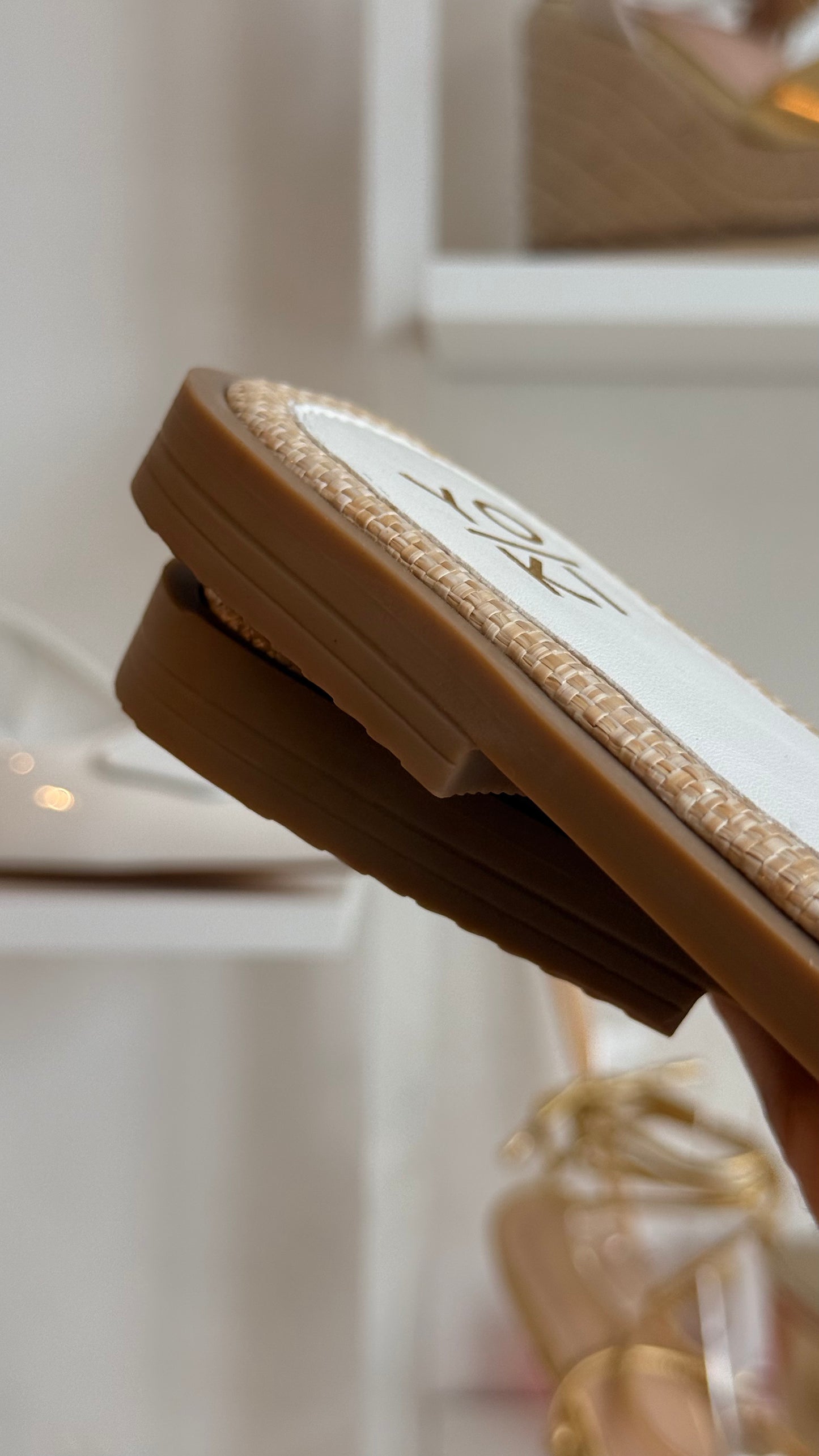 SANDALIAS YOKI BLANCO