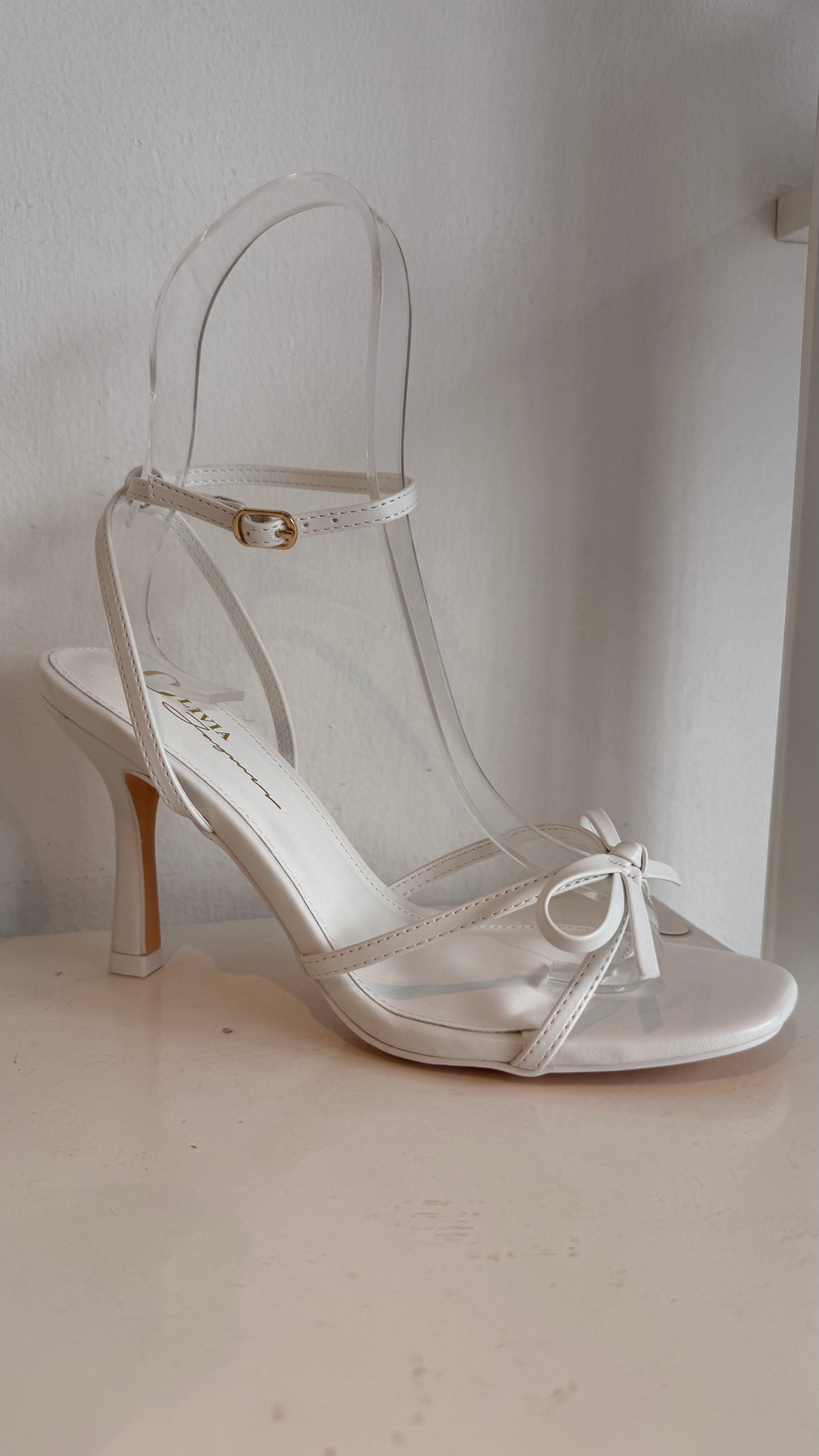 HEELS BLANCOS MOÑITO
