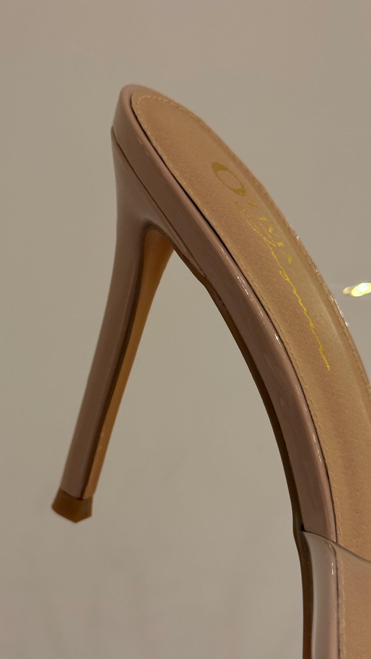 HEELS NUDE METEDERA TRANSPARENTE