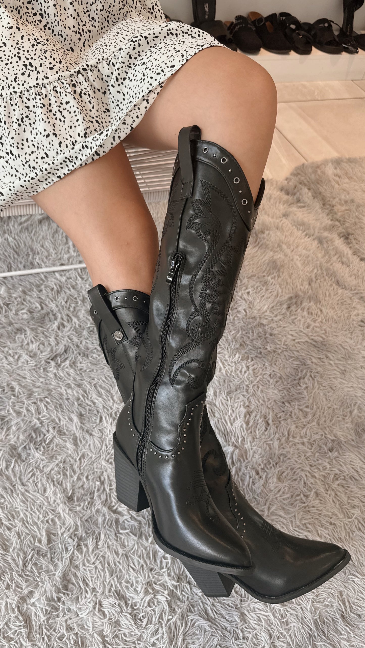 COWBOY BOOTS NEGRAS ESTOPEROLES