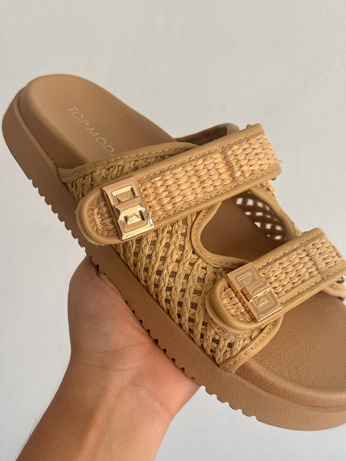 SANDALIA YUTE CON VELCRO