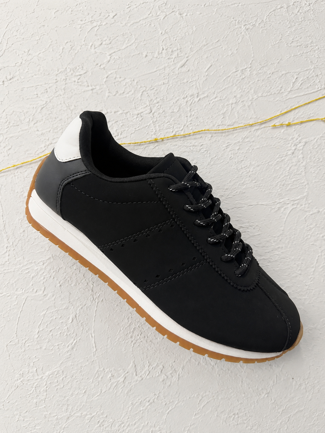 SNEAKERS GAMUZA NEGRO