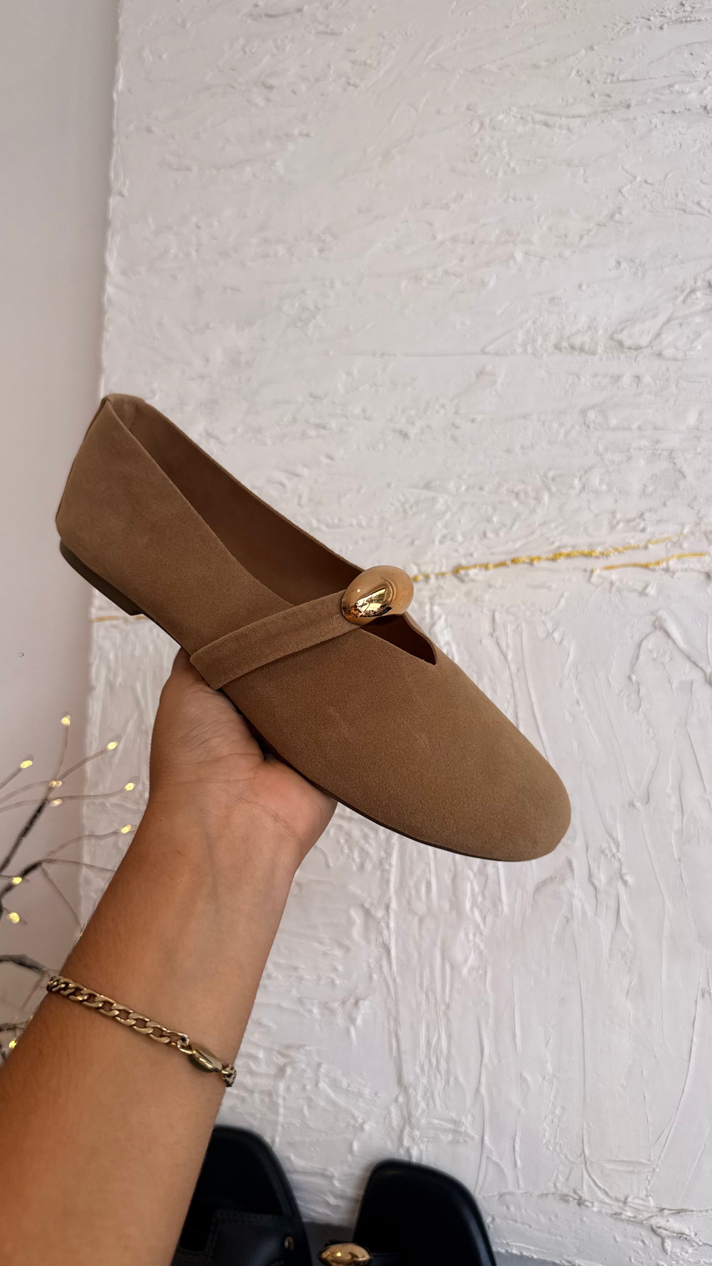 FLATS DETALLE DORADO BEIGE