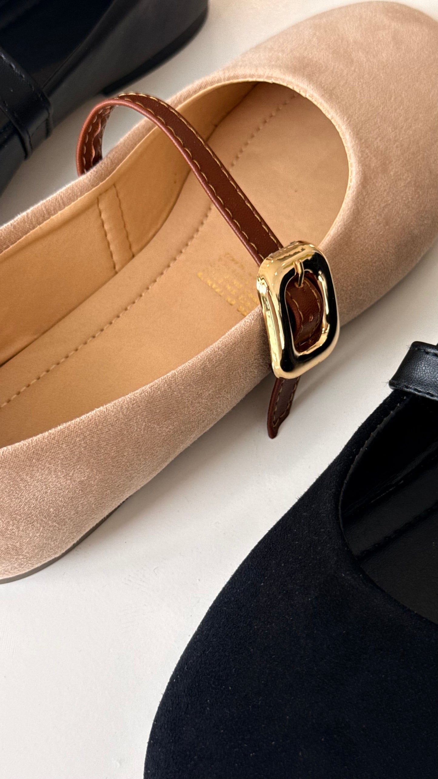 FLATS JULIETA BEIGE GAMUZA