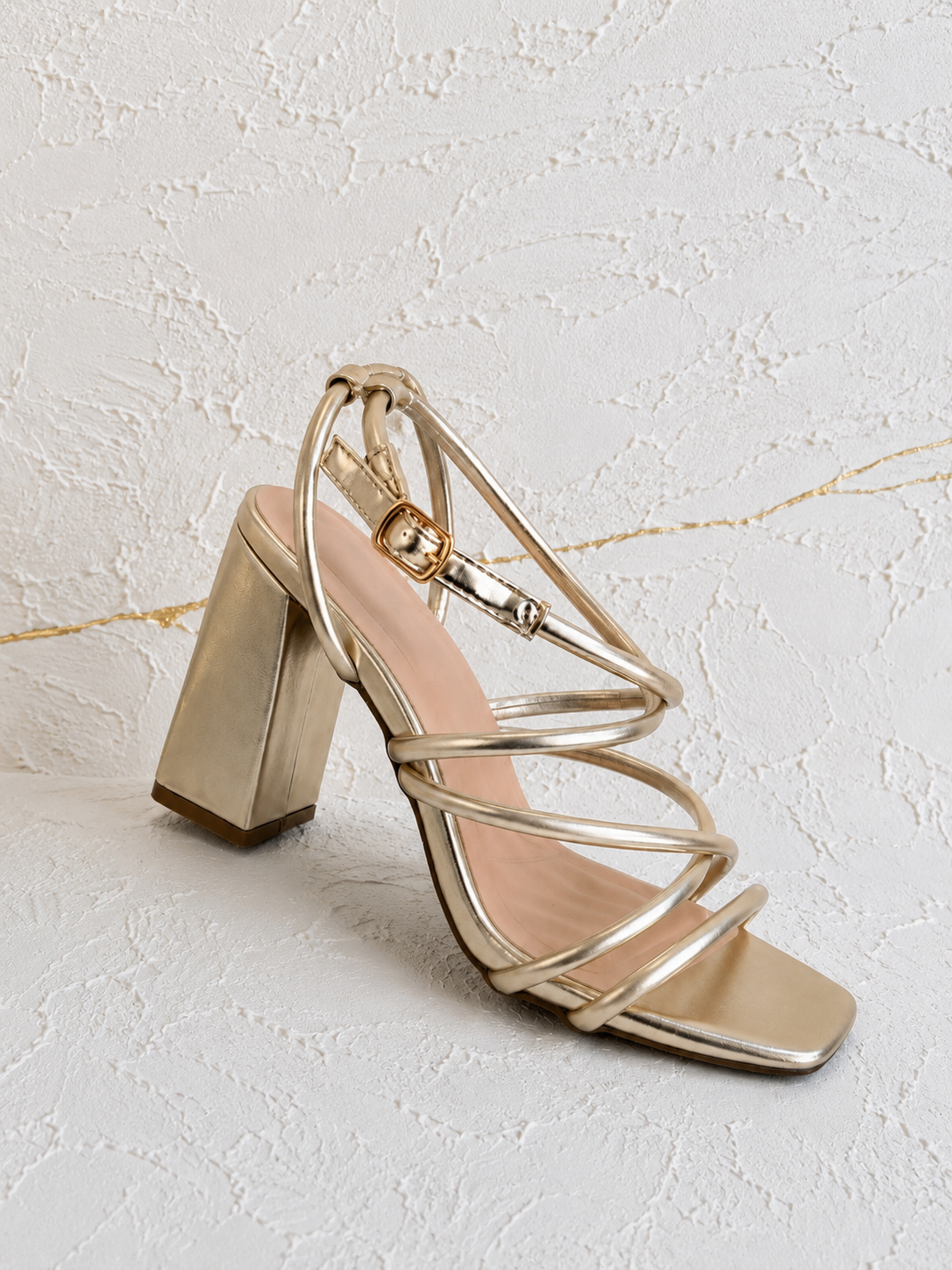 BLOCK HEELS BERNESS DORADO