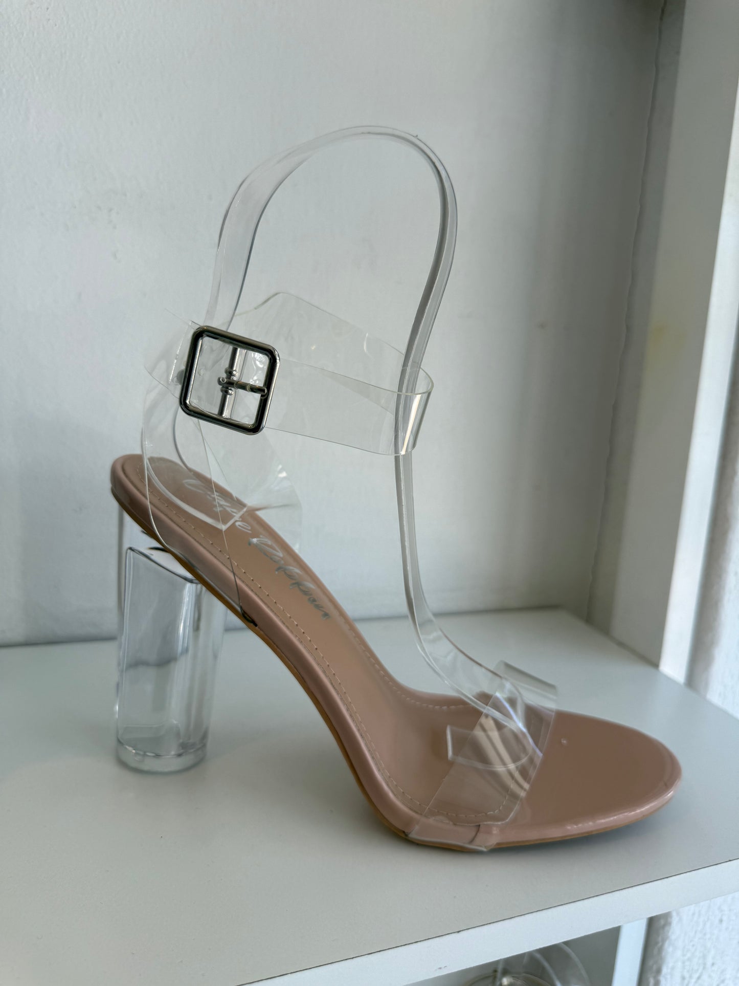 BLOCK HEELS TRANSPARENTES