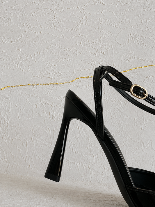 HEELS PUNTA PICO PULSERA NEGRO