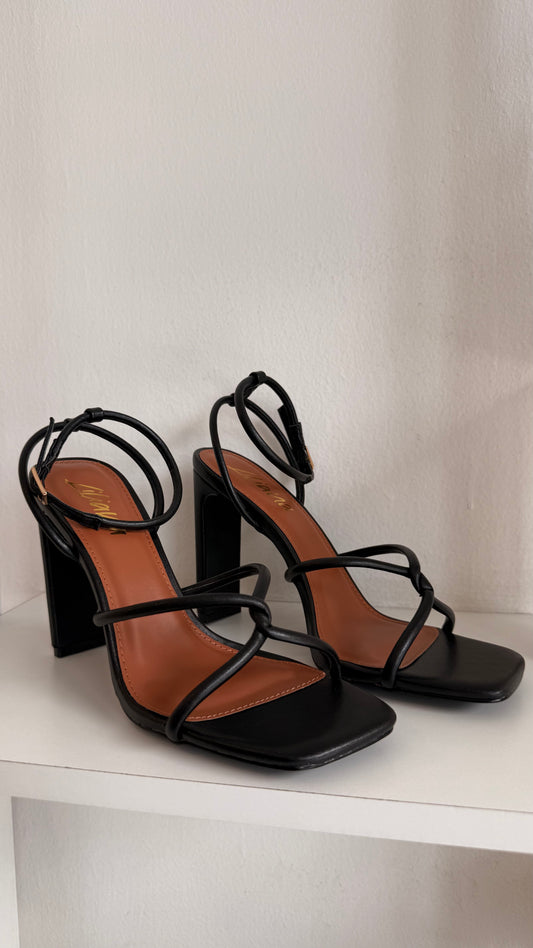 HEELS TACÓN RECTÁNGULAR