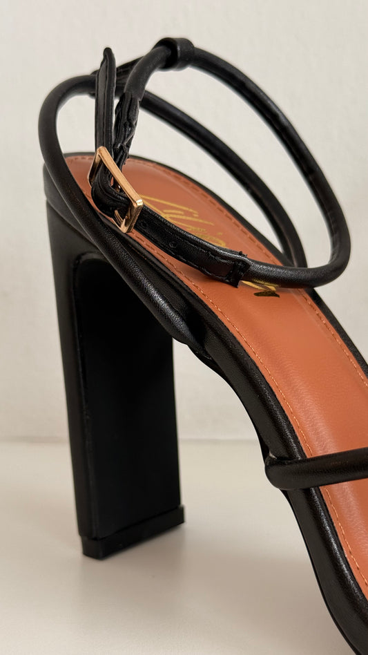 HEELS TACÓN RECTÁNGULAR