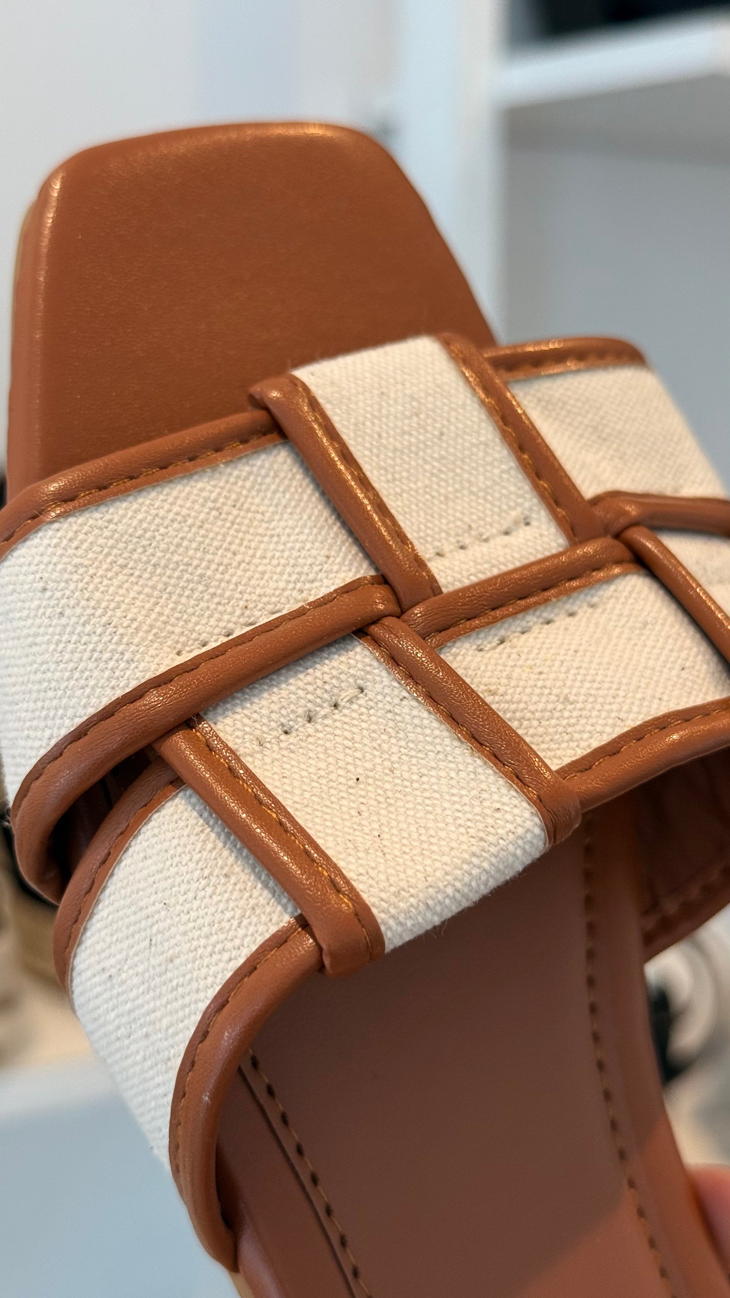 SANDALIAS YOKI CAMELL