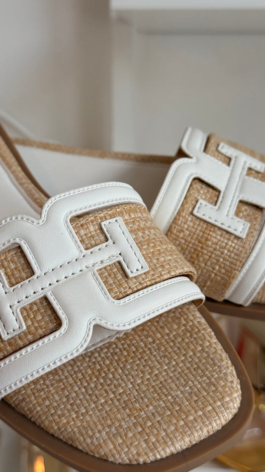 SANDALIAS YOKI BLANCO