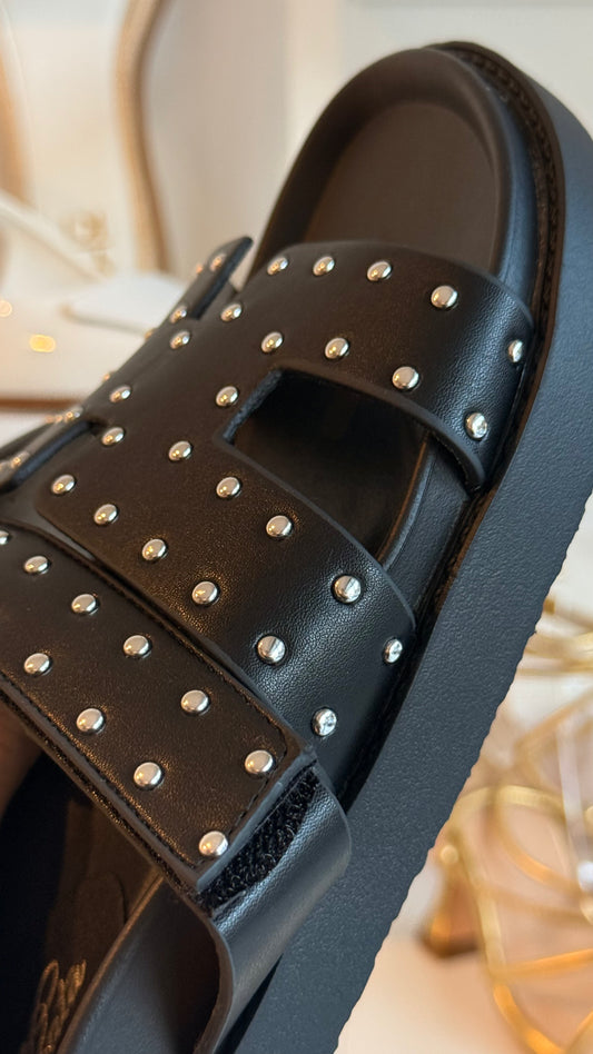 DUPE HERMES NEGROS CON ESTOPEROLES