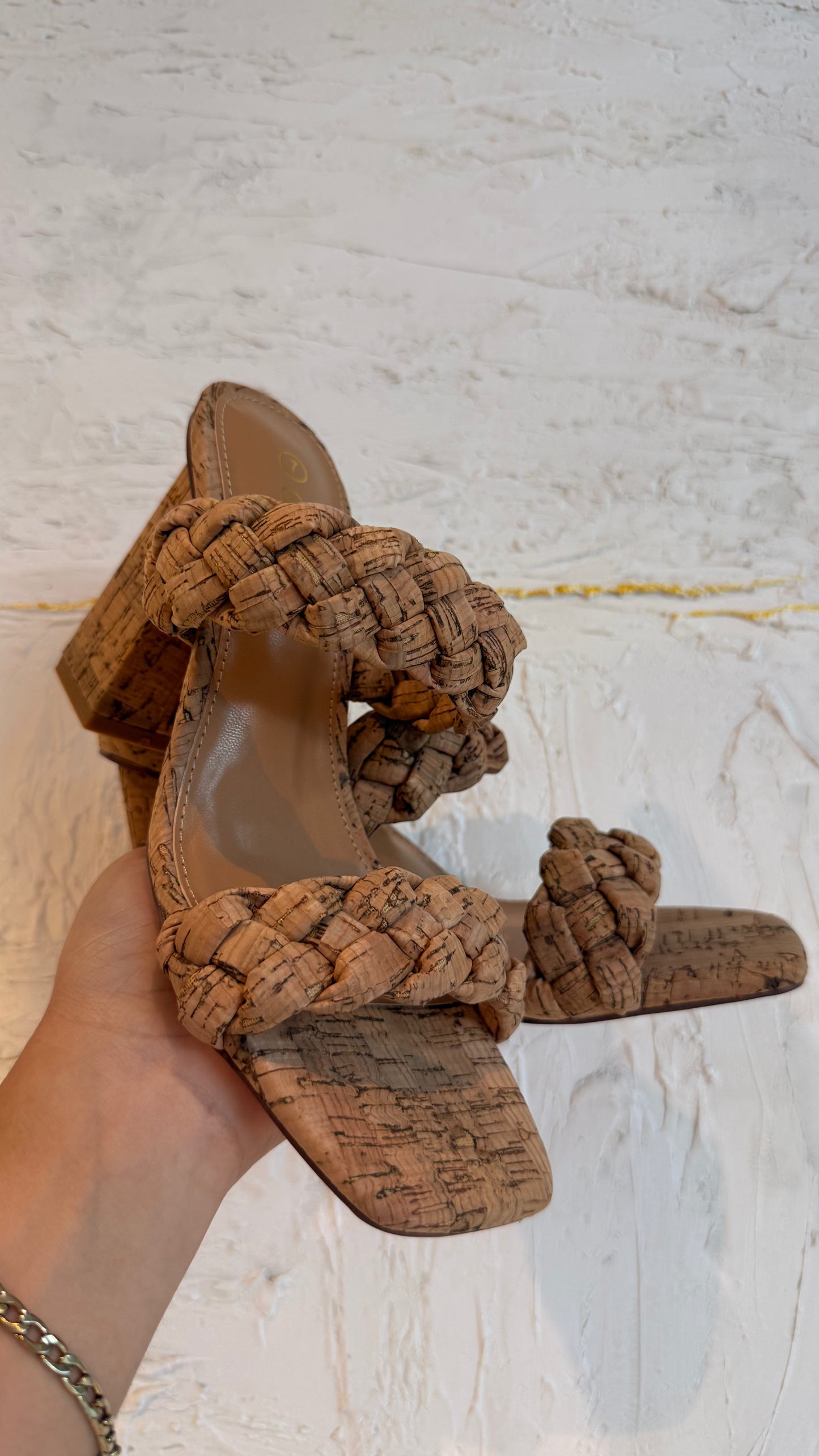 BLOCK HEELS TRENZADOS CORCHO