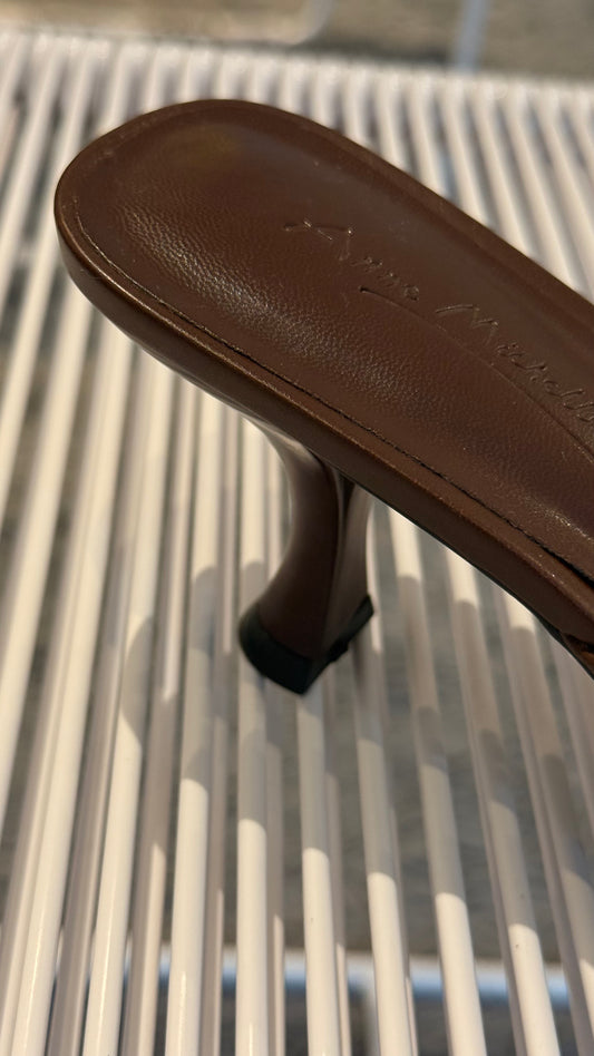 THONG SANDALS CHOCOLATE