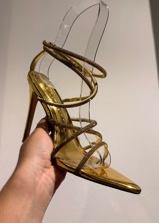 HEELS DORADOS PUNTA PICO CON BRILLITOS