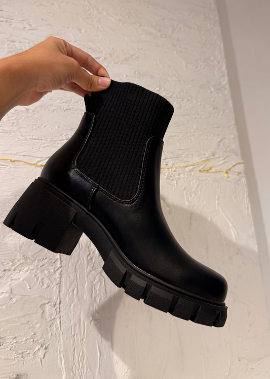 BOTINES CALCETÍN SODA