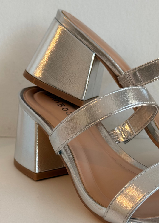 BLOCK HEELS PLATA TACÓN ACAMPANADO BAMBOO