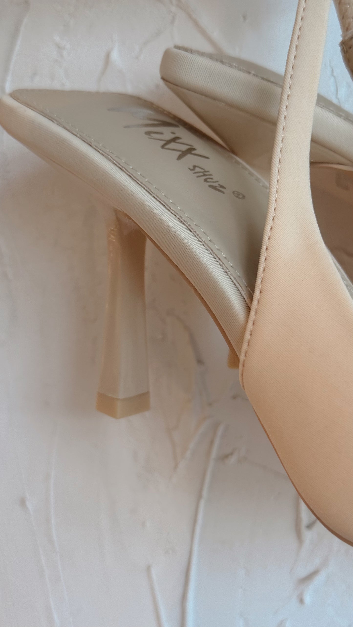 PUMP HEELS LATTE MIX