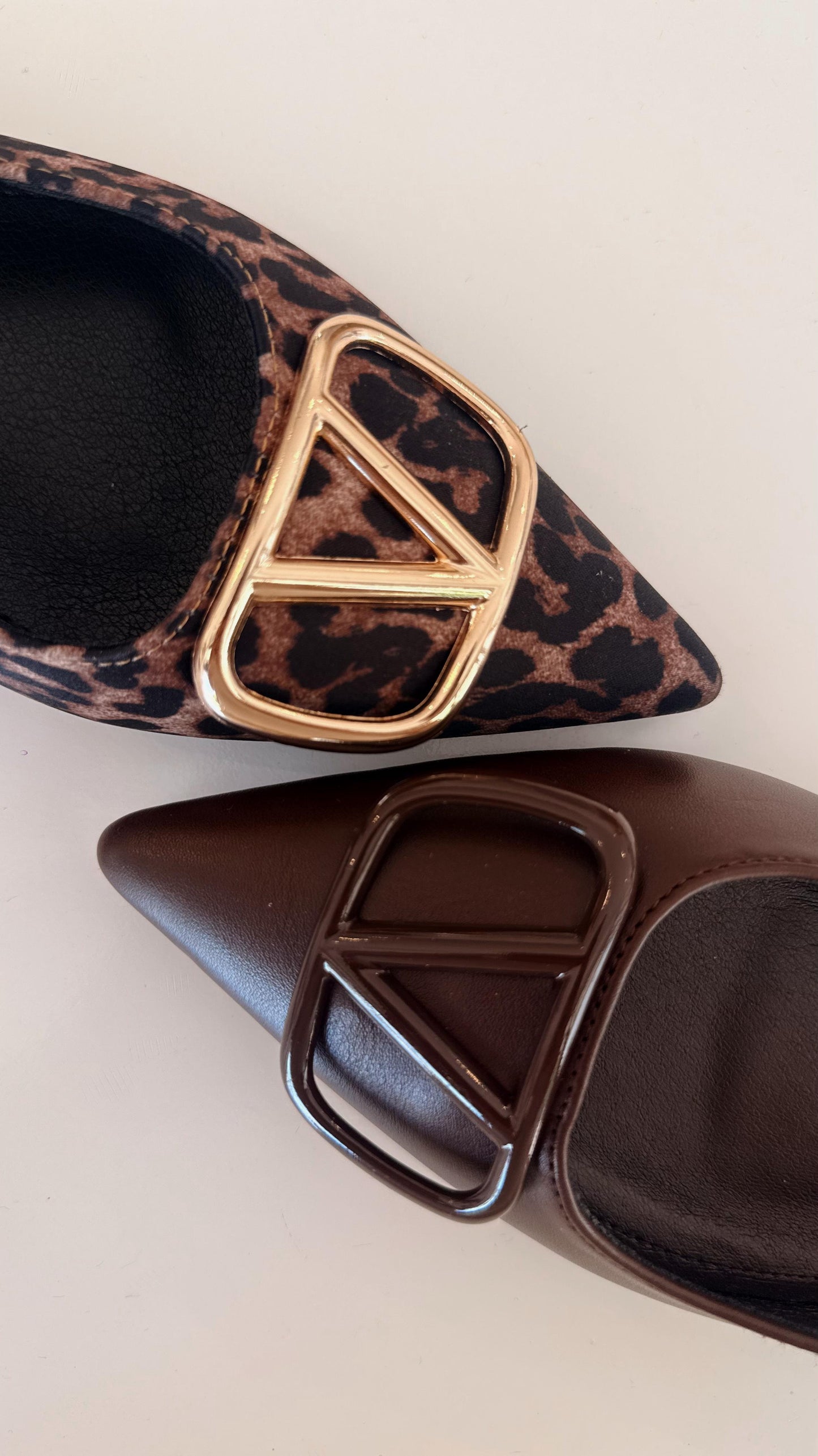 MULES V ANIMAL PRINT