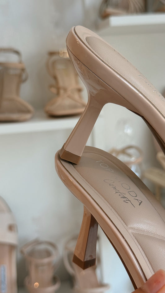 KITTEN HEELS TRANSPARENTES