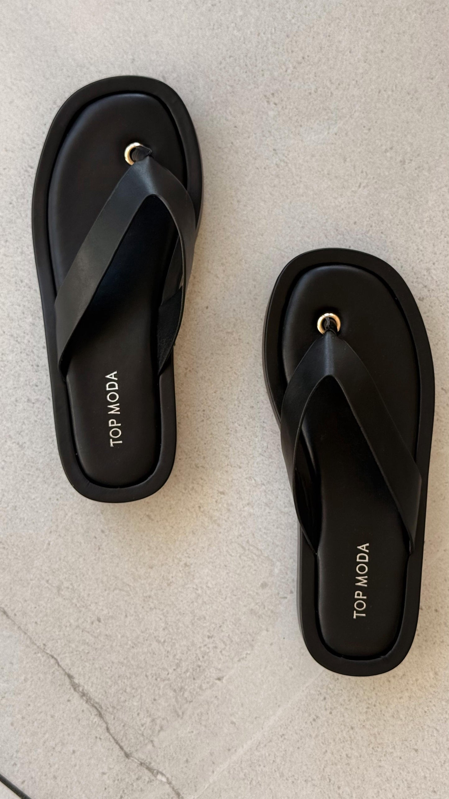 THONG PLATAFORMA NEGRA