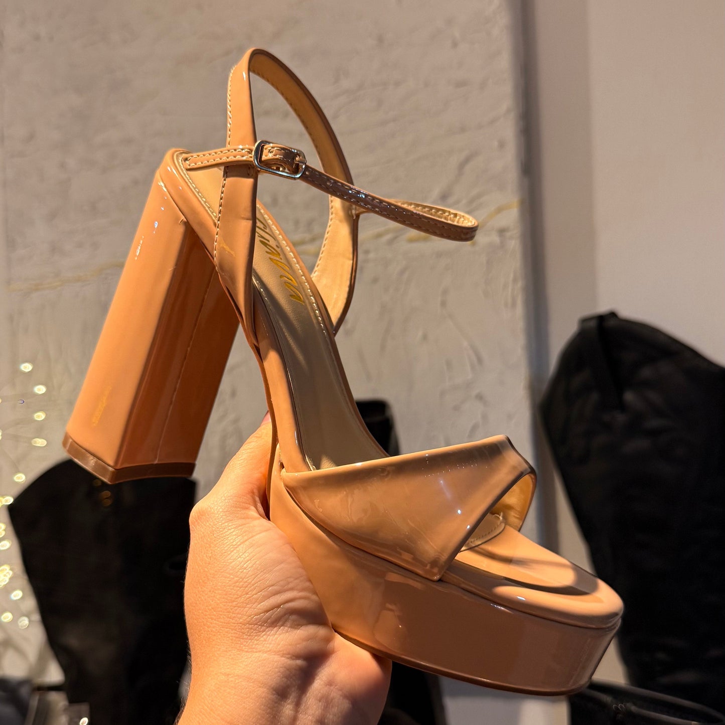 PLATAFORMAS NUDE CHAROL LILIANA