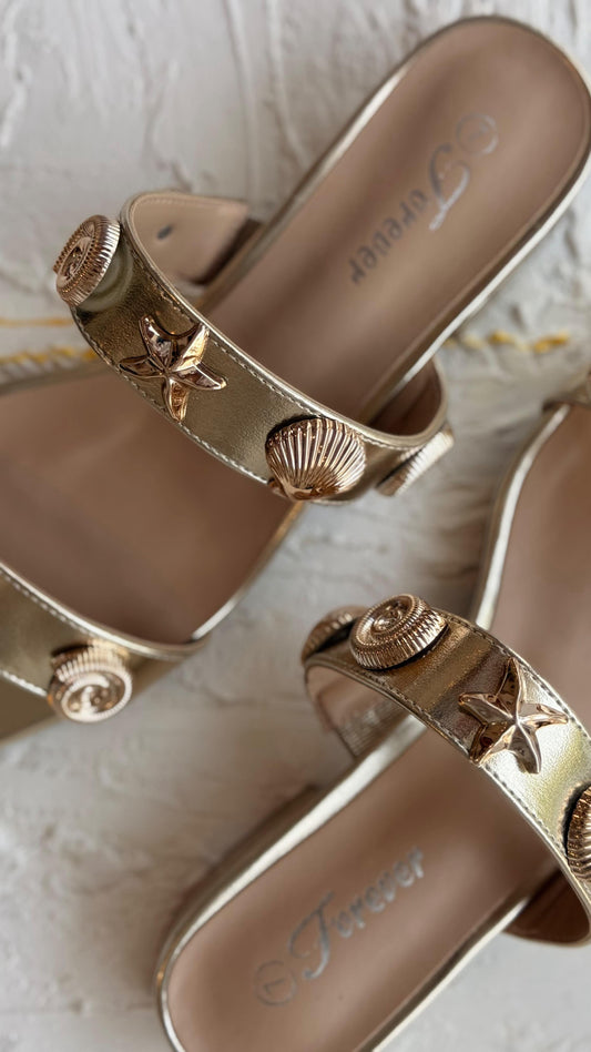 BEACH SANDALS DORADAS