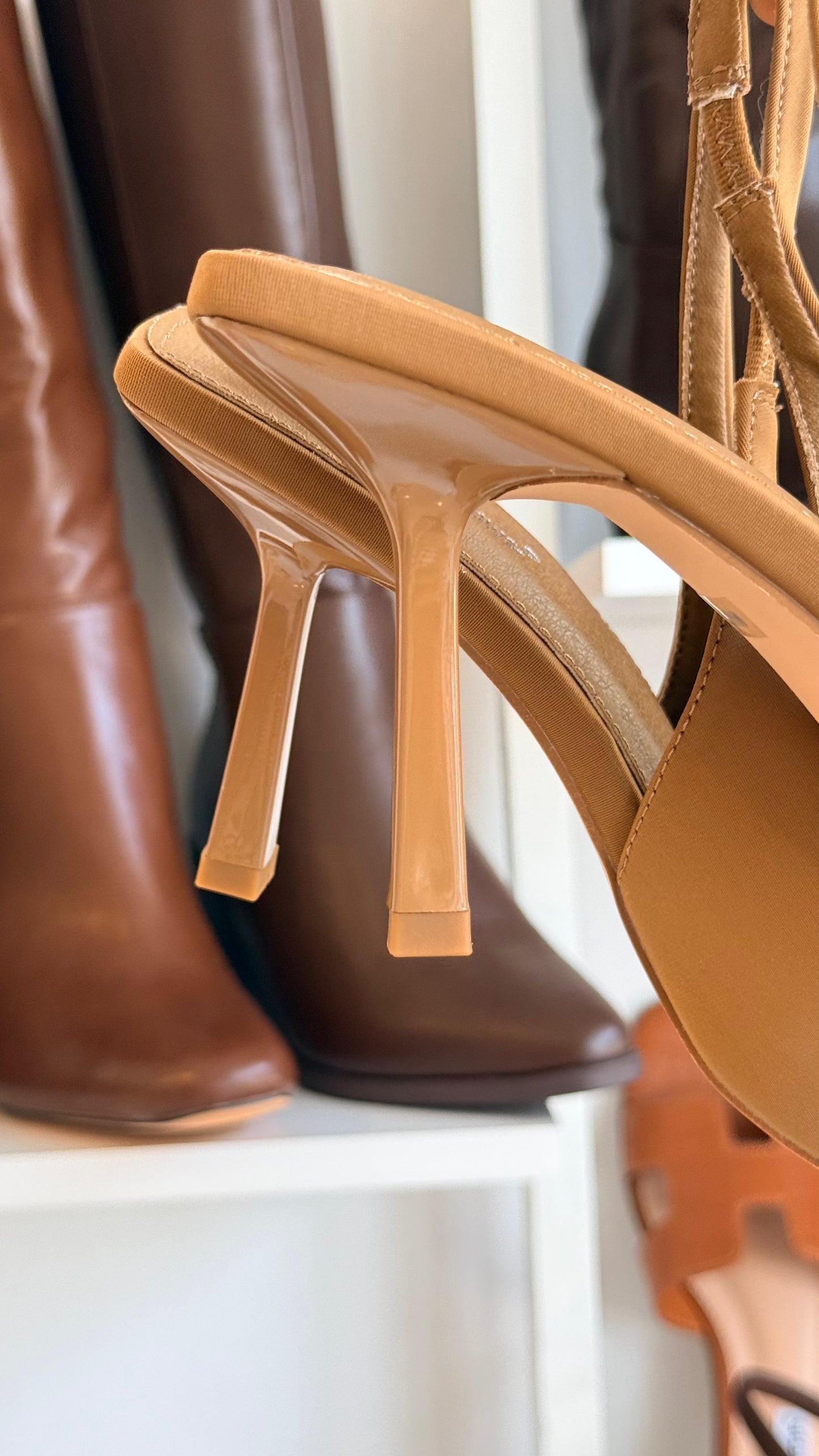Pump heels camel