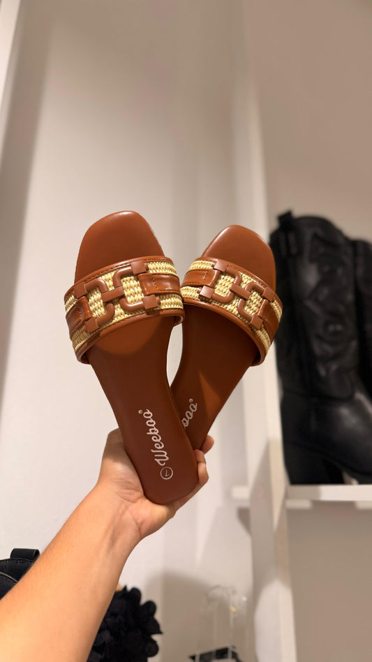 SANDALIAS WEEBO CAFÉ