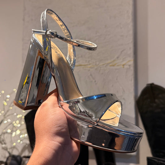 PLATAFORMAS PLATA CHAROL LILIANA